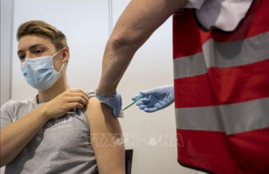 Bộ Y tế Đức khuyến nghị tiêm mũi vaccine ngừa COVID-19 thứ 4 cho người dưới 60...