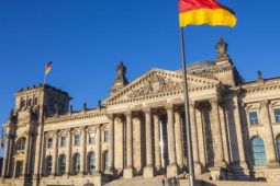 Du học Đức: chọn học tiếng Anh hay tiếng Đức?