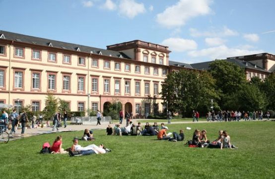 Viết về việc học ở Đức 