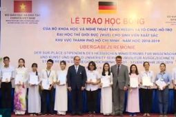 Đức trao học bổng cho 250 sinh viên Việt Nam xuất sắc