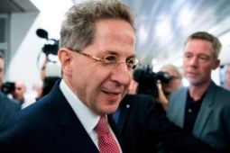Giám đốc tình báo Đức mất chức vì cáo buộc thiên vị phe cực hữu