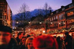 Weihnachtsmarkt – Chợ Giáng sinh ở Đức