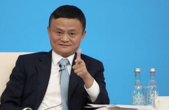 Jack Ma nhắn nhủ người trẻ: Ra trường đừng nhăm nhăm nộp hồ sơ vào công ty...