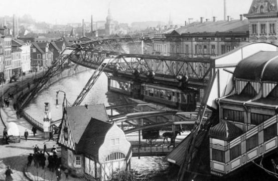 Những tuyến đường sắt trên cao lâu đời nhất tại Đức