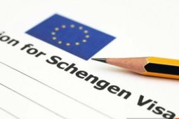 Các câu hỏi thường gặp liên quan đến Visa Schengen