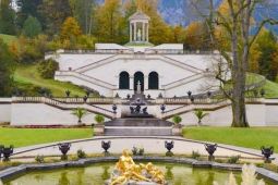 Chiêm ngưỡng vẻ đẹp của Cung điện Linderhof, Đức