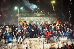 Kỷ niệm 30 năm Bức tường Berlin sụp đổ