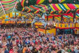 Những lý do không thể bỏ qua Lễ hội bia lớn nhất nước Đức