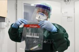 Nghị sĩ Quốc hội Đức đầu tiên nhiễm virus SARS-CoV-2