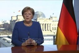 Thủ tướng Đức kêu gọi không chủ quan và kỷ luật trong cuộc chiến chống dịch...