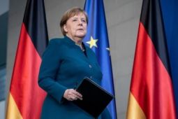 Merkel - 'Nữ tướng' giúp Đức kìm chân Covid-19