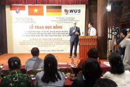 Trao 80 suất học bổng Đức cho sinh viên Việt Nam học giỏi vượt khó