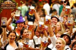 Những người phụ nữ nấu bia nổi tiếng tại Đức