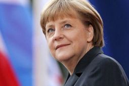 16 năm Merkel lèo lái châu Âu