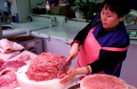 Đức khuyến cáo vận động viên tránh thịt Trung Quốc