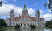 Thành phố Đức cấm nước nóng trong tòa nhà công cộng