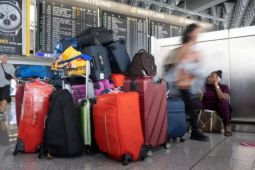 Các sân bay Đức đồng loạt tuyển dụng khẩn cấp hàng trăm nhân viên ‘vào tháng 8’