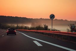 Thiên đường tốc độ tại Đức bắt nhịp chuyển đổi xanh
