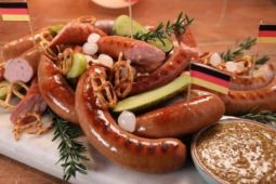 Khám phá nhà hàng xúc xích gần 900 tuổi ở Đức