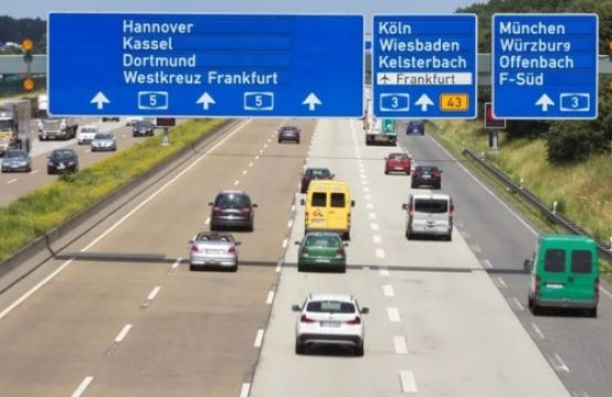 Đường cao tốc duy nhất trên thế giới không giới hạn tốc độ, miễn thu phí ở Đức